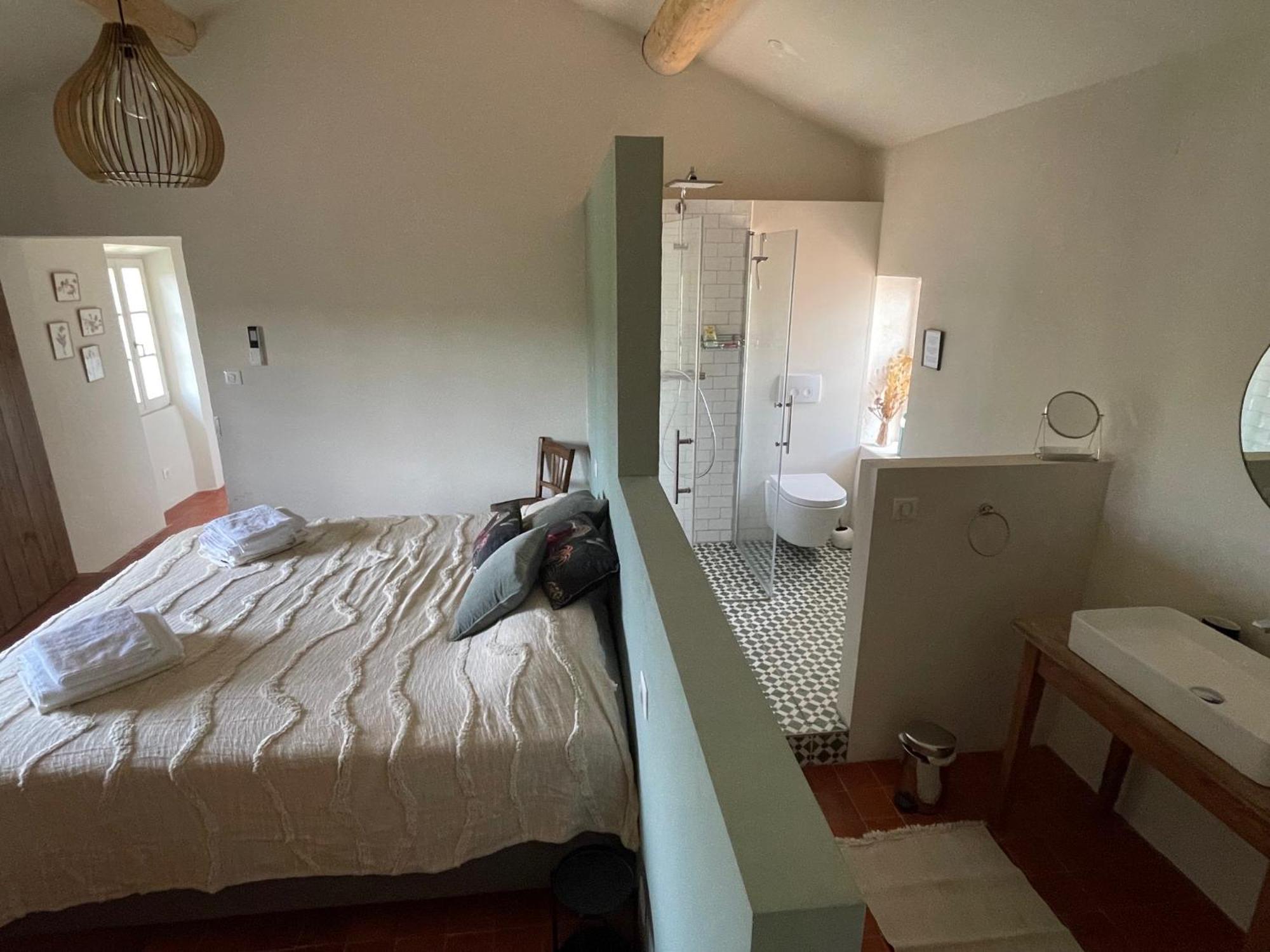 Provenzalisches Landhaus Les Martinets Am Fusse Des Mont Ventoux Villes-sur-Auzon Esterno foto